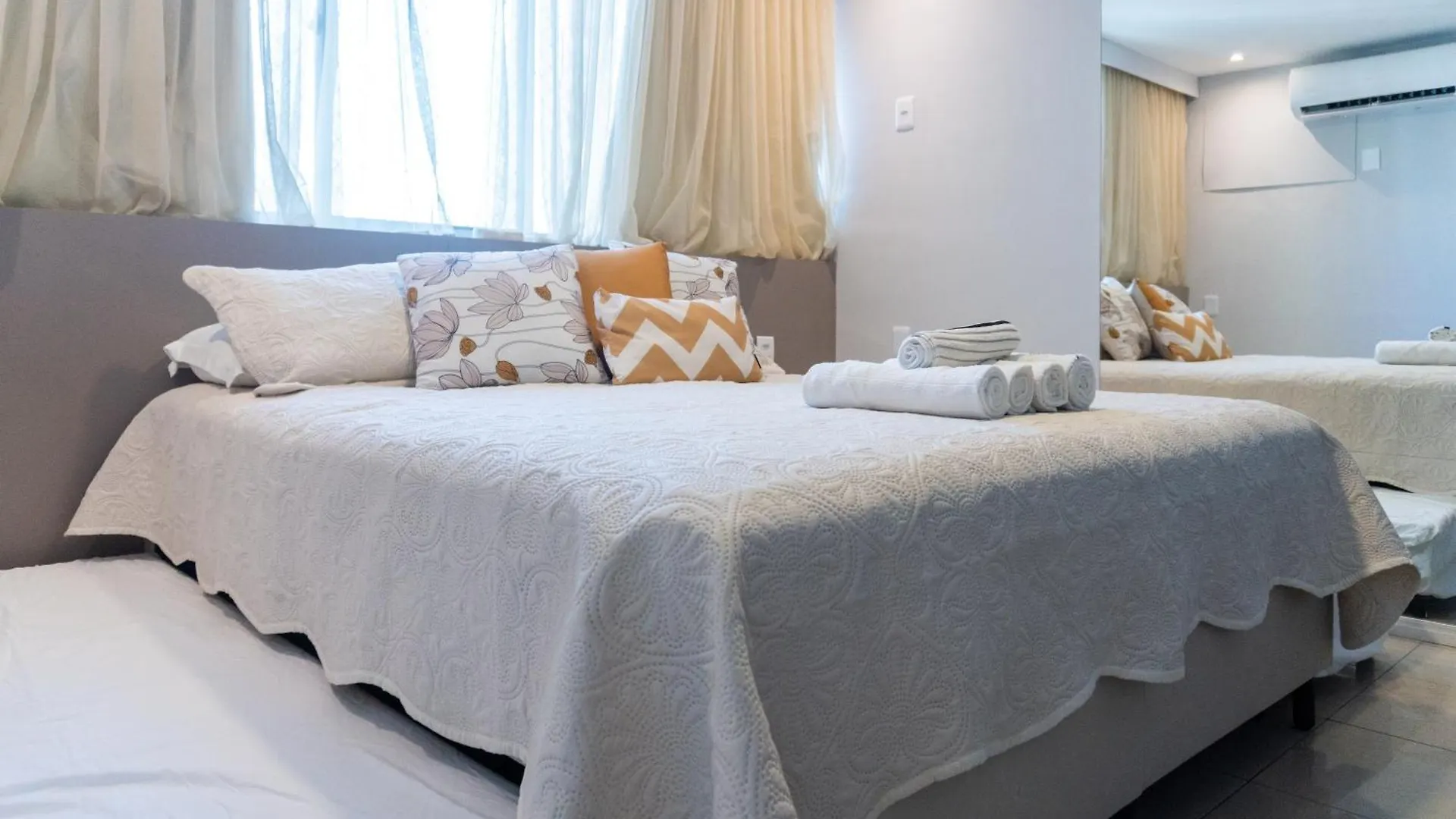 Flat Quarto E Sala, 400 Metros Da Praia De Boa Viagem, Com Piscina, Wi-Fi 220Mbps Recife Apartment