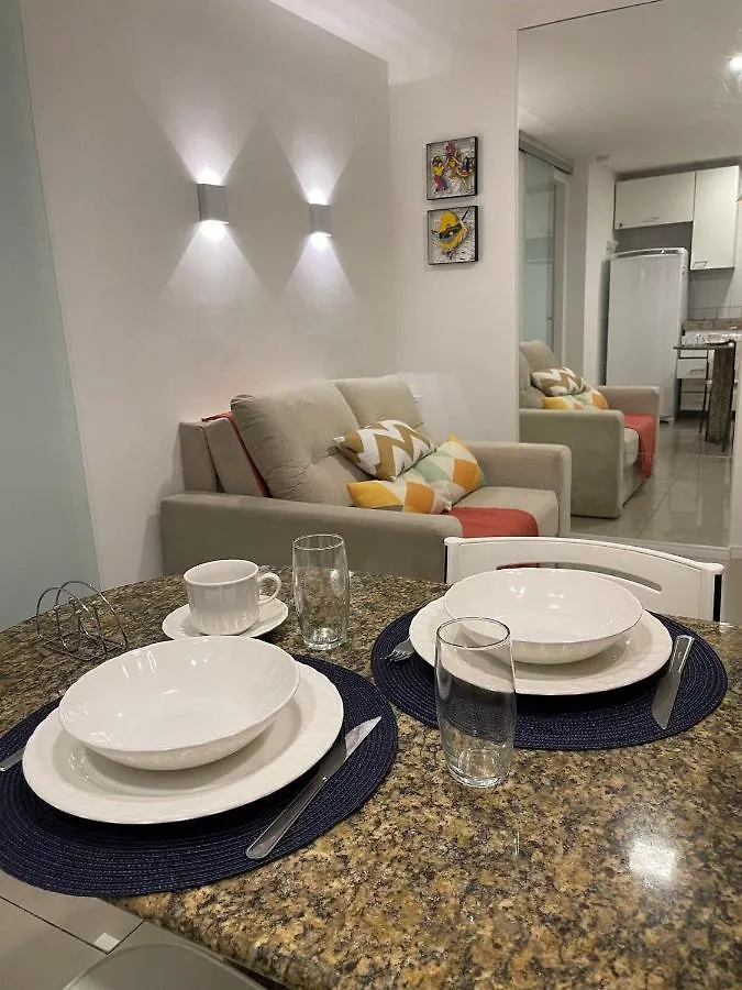 Flat Quarto E Sala, 400 Metros Da Praia De Boa Viagem, Com Piscina, Wi-Fi 220Mbps Recife 0*,  Brazil